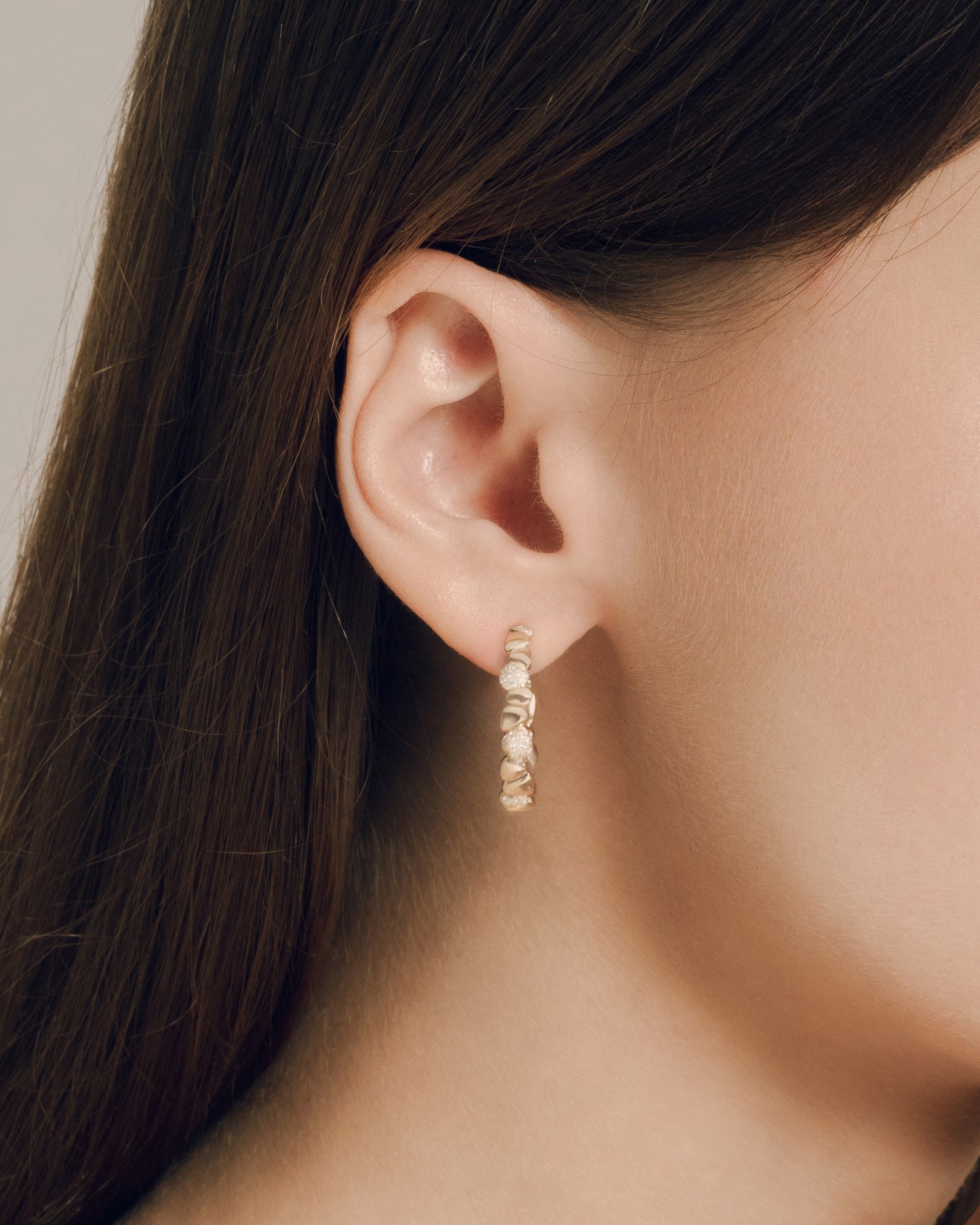 GIGANTE Pavé Diamond Hoop Earrings