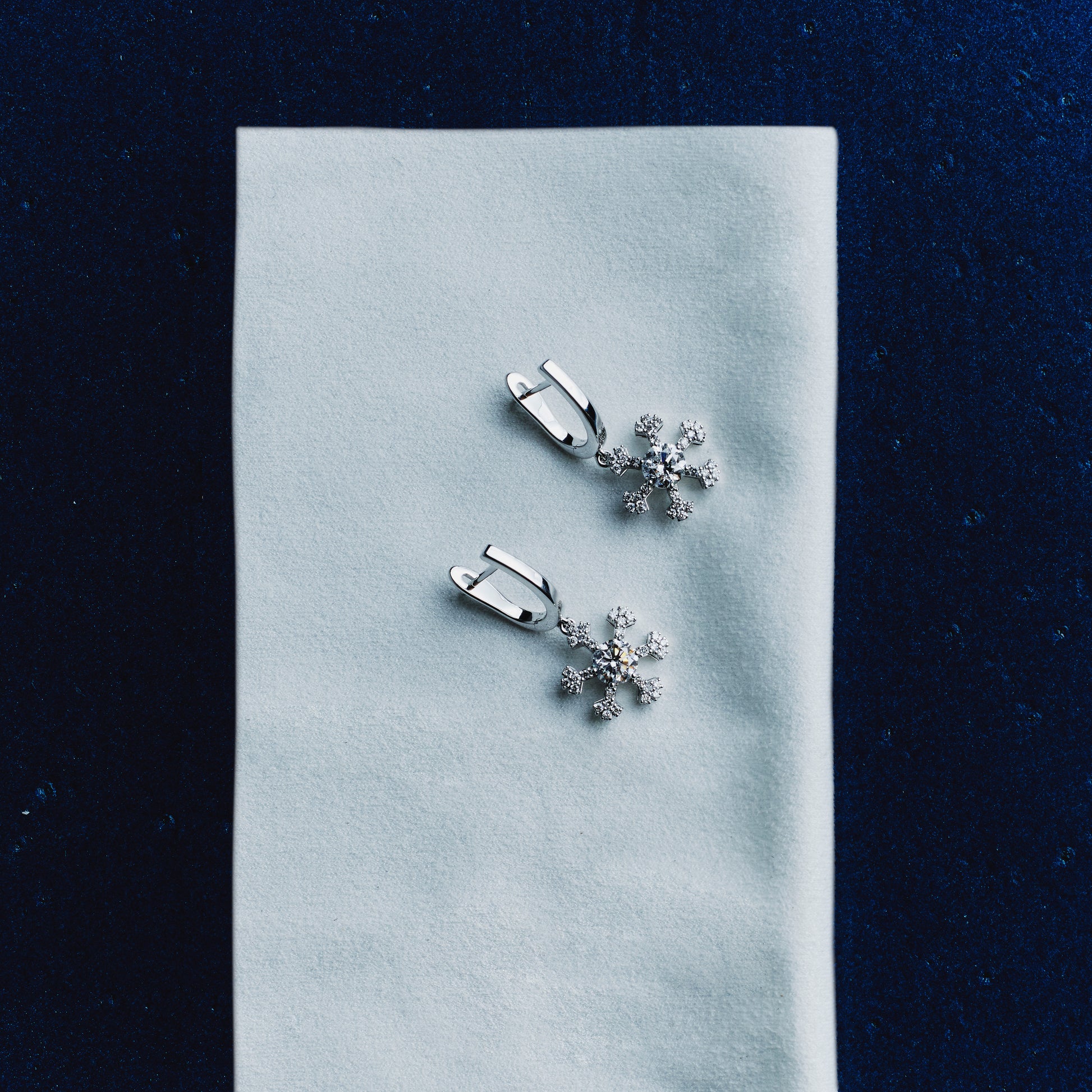 Rudin_Jewels_Olympics_White_Gold_Diamond_Earrings_3