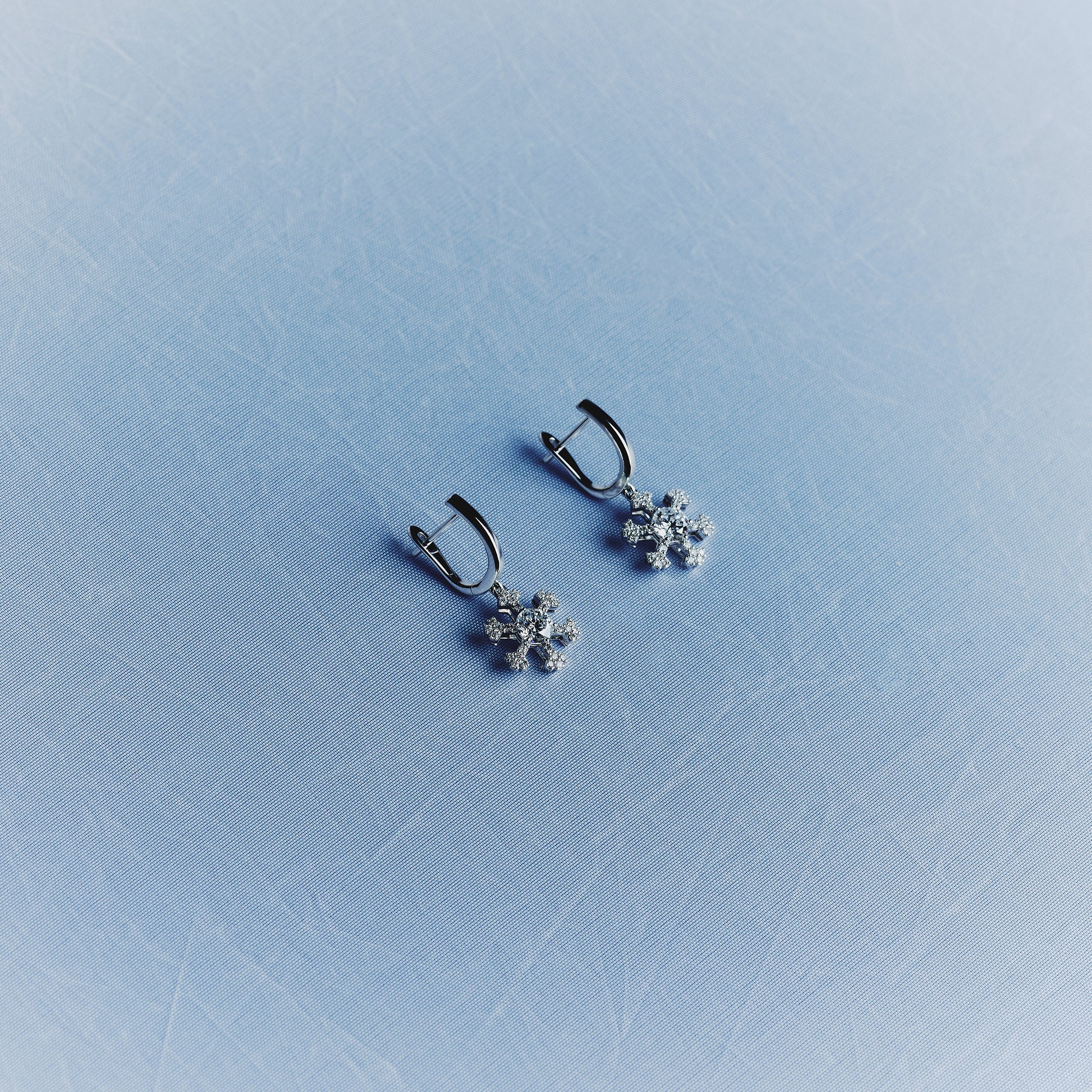 Rudin_Jewels_Olympics_White_Gold_Diamond_Earrings_2